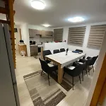 Szolofuert-fa-haz Vasarosnameny-gergelyiugornya Tatil Evi Vásárosnamény